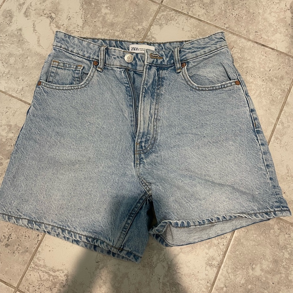 Zara Jean Bermuda shorts